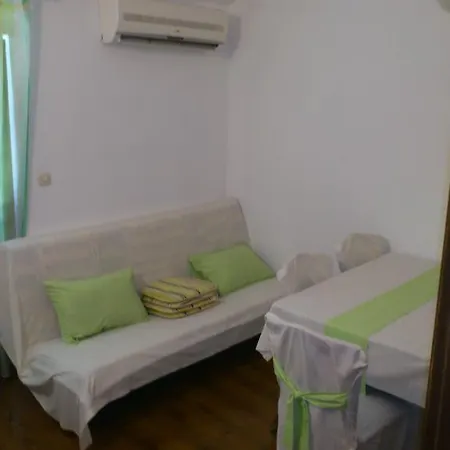 Apartament Ivan *